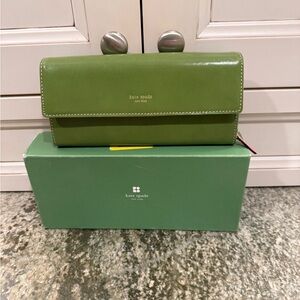 Kate Spade Olive Green Wallet